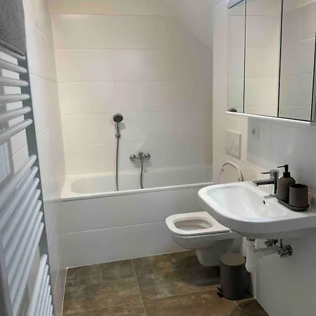 Modern Rooftop - Terrace, Coffee, Wifi *